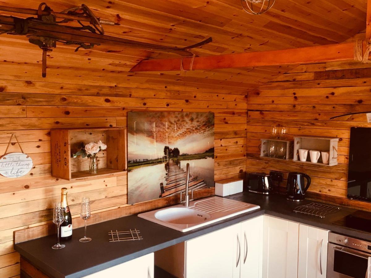 Sunset Cabin Молд Экстерьер фото